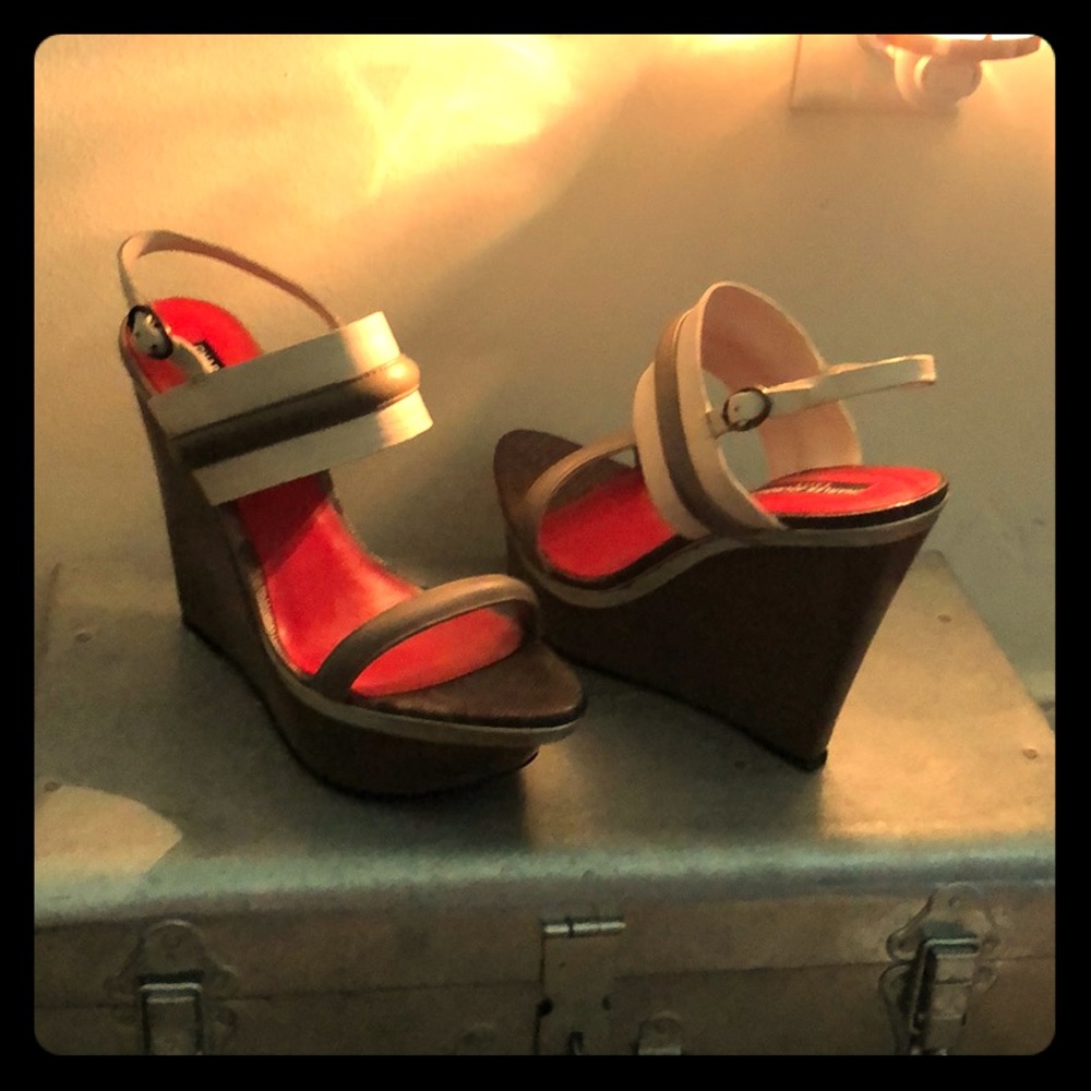 Charles Jourdan Wedge Sandals !